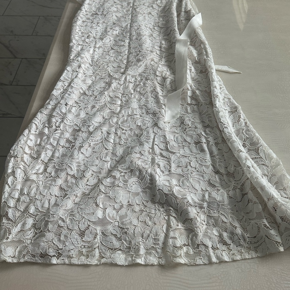 Elegant White Lace Dress